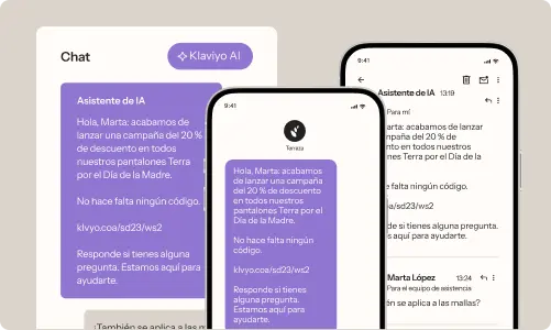 Tres pantallas de dispositivos móviles muestran un chat con un asistente de IA que ofrece un 20% de descuento en pantalones Terra por el Día de la Madre.