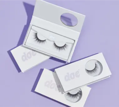 Doe lashes product in packaging